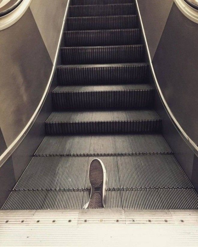 Несколько весомых причин до чертиков бояться эскалаторов ноги обувь эскалатор