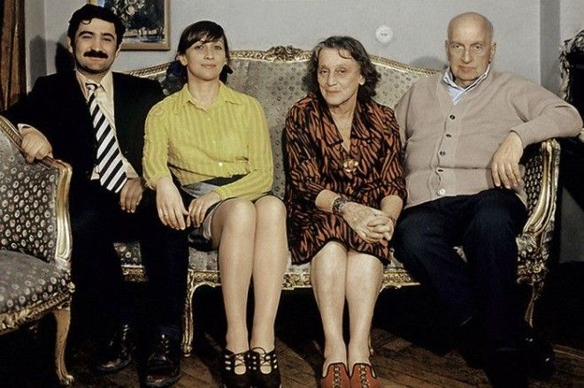 Актриса Софико Чиаурели с мужем и родителями 1973 год