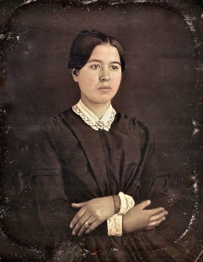 Шарлотта в возрасте 18 лет