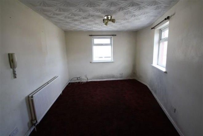 Худшие фотографии от агентов по аренде недвижимости