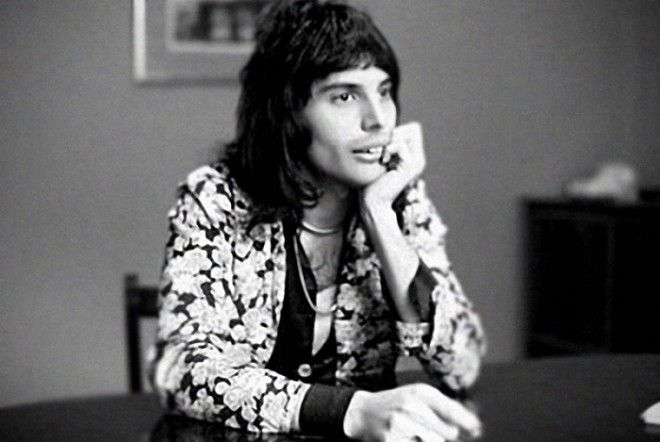 Редкие фото и мудрые мысли о жизни Великого Притворщика Фредди Меркьюри
