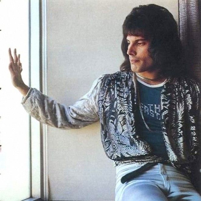 Редкие фото и мудрые мысли о жизни Великого Притворщика Фредди Меркьюри