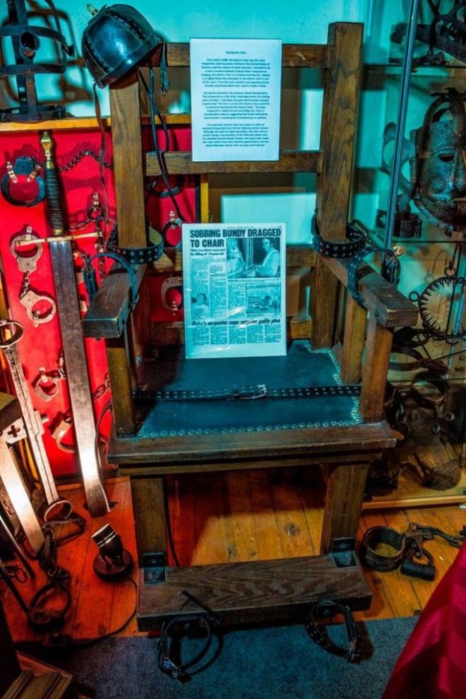 Электрический стул, который поджаривает жертву заживо. Фото: MediaDrumWorld.com