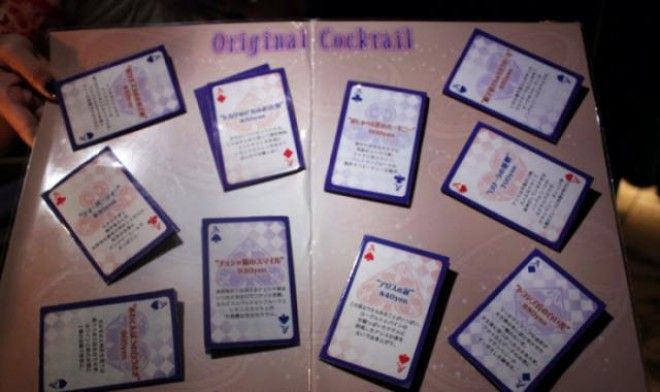 Ресторан Алиса в стране чудес в Токио который тебя поразит