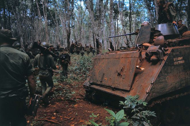 Запах напалма по утрам