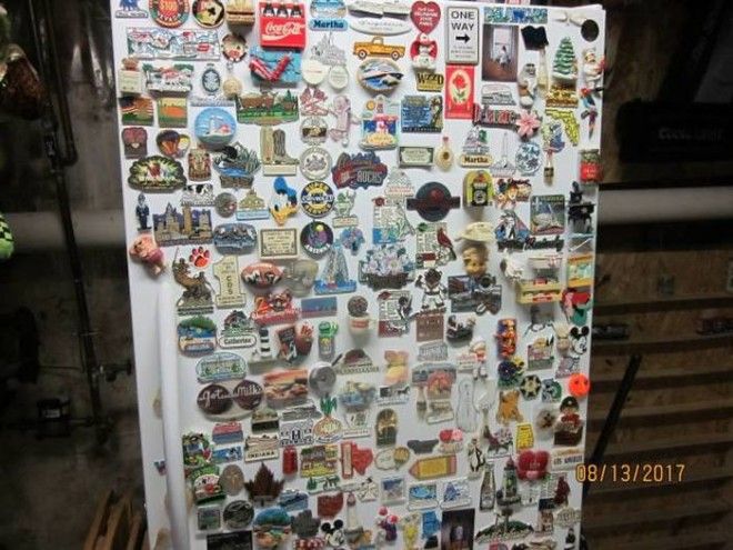 Коллекцию безделушек обнаружили в доме умершего мужчины и она удивительна