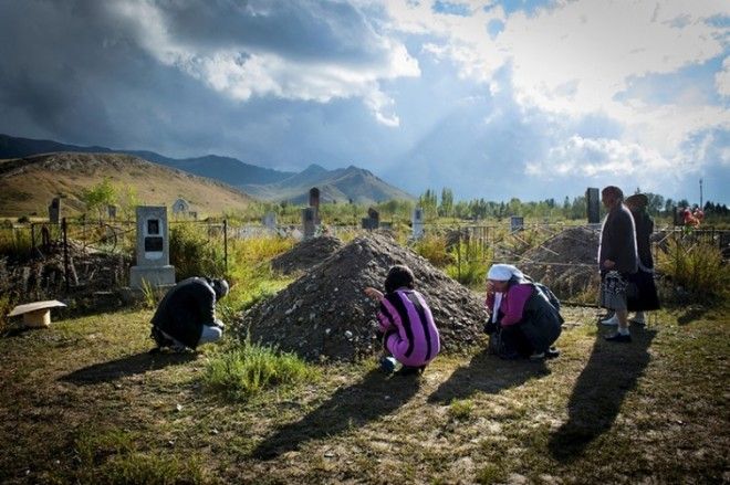 Киргизские пленницы: дикий обряд похищения невесты похищение невесты Кыргызстан Киргизия пленницы традиция