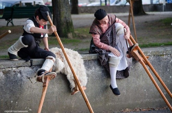 Удивительные факты про Пастухов на ходулях образ которых знаком каждому