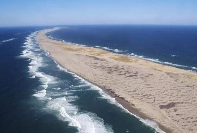 Некоторые острова и сейчас лучше обходить стороной!